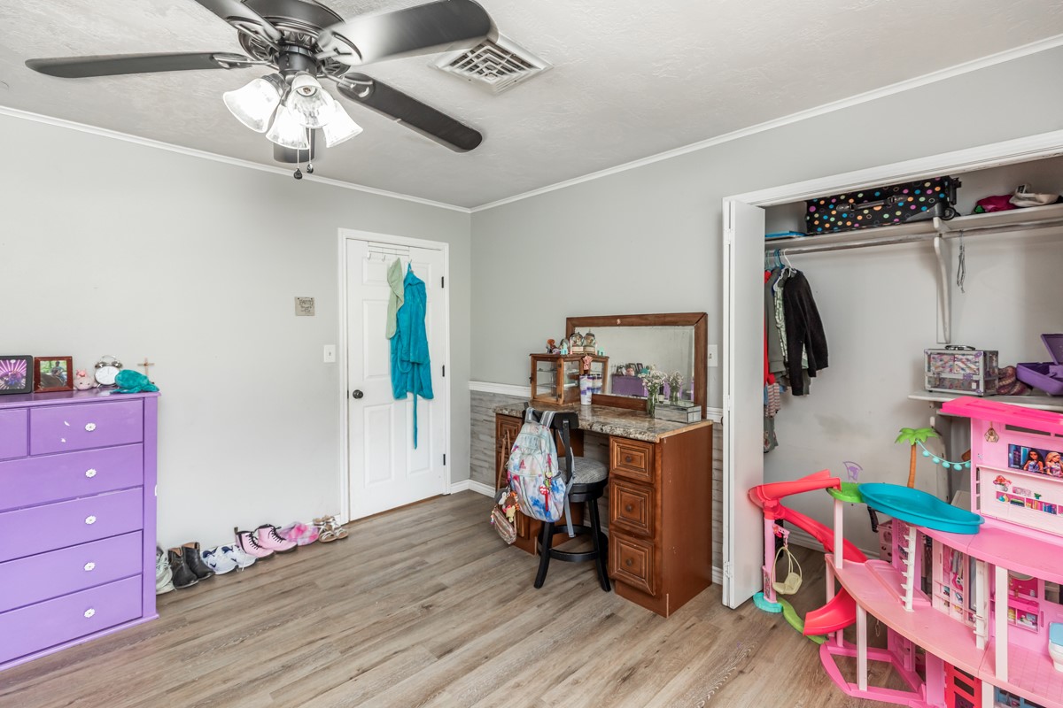 15838 Phend Road Hamshire, TX 77622 - Photo 21 of 38