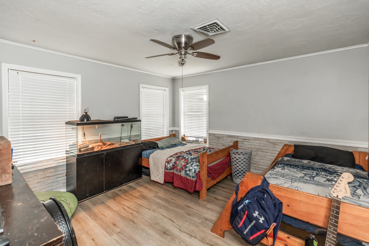 15838 Phend Road Hamshire, TX 77622 - Photo 27 of 38