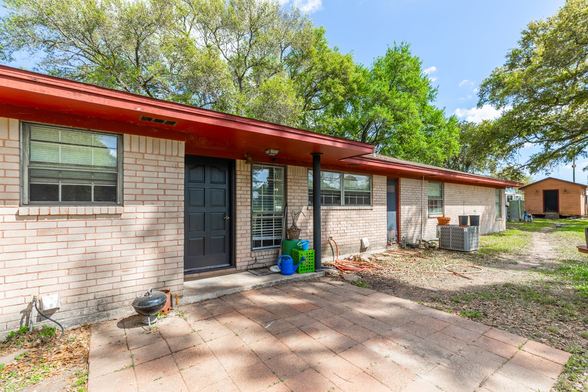 15838 Phend Road Hamshire, TX 77622 - Photo 28 of 38