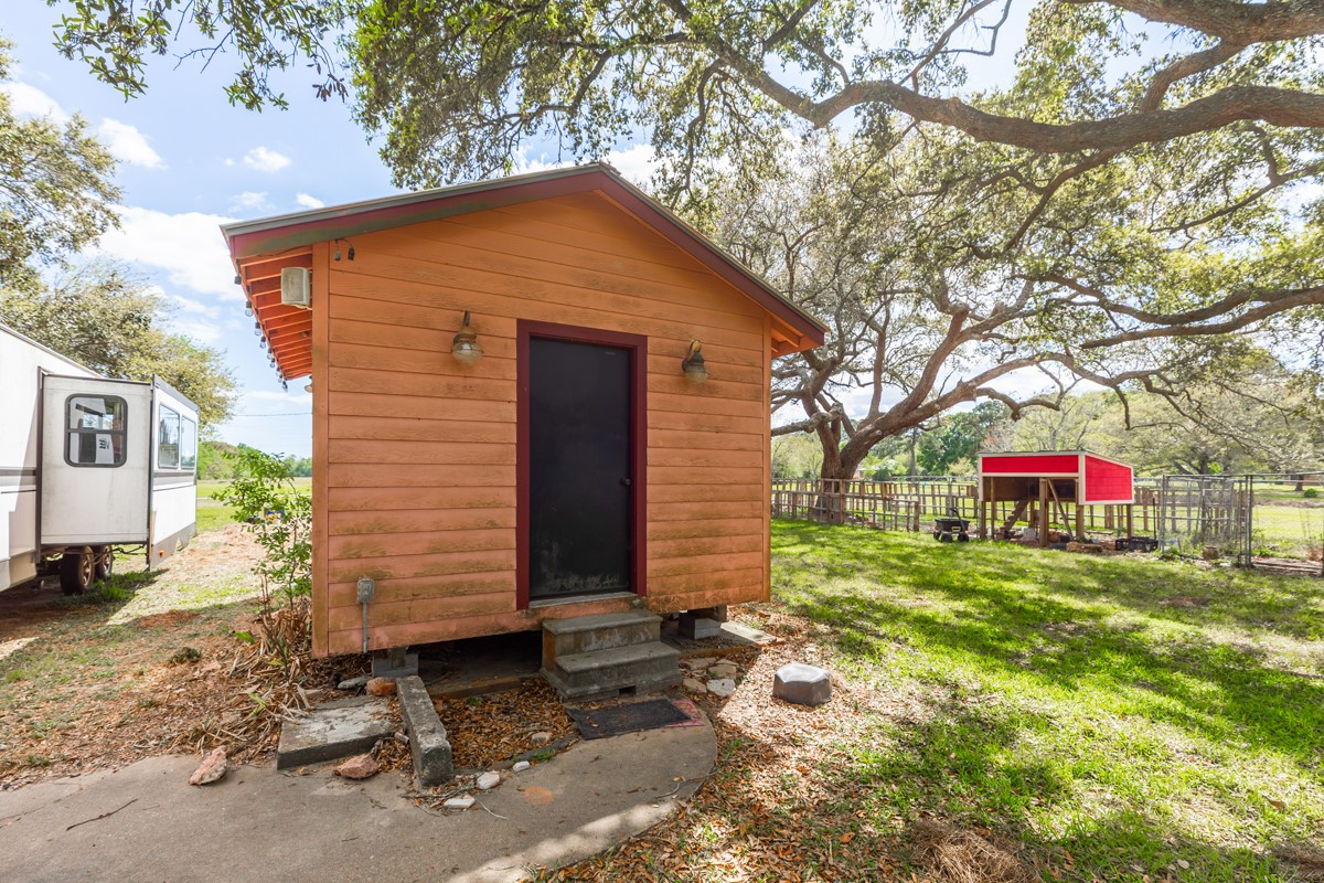 15838 Phend Road Hamshire, TX 77622 - Photo 35 of 38