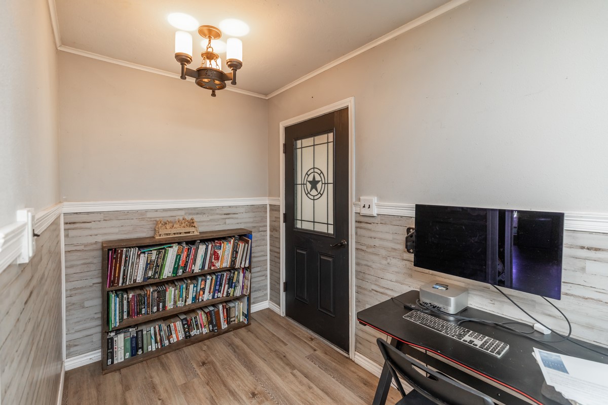 15838 Phend Road Hamshire, TX 77622 - Photo 4 of 38