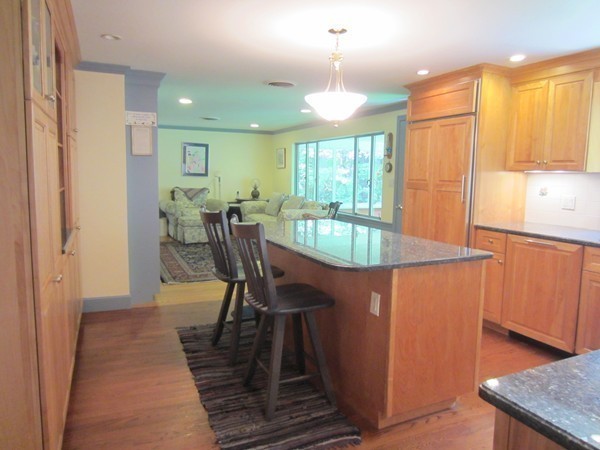 12 Oak Knoll Road Lincoln, MA 01773 - Photo 14 of 25 Gallery Image 14