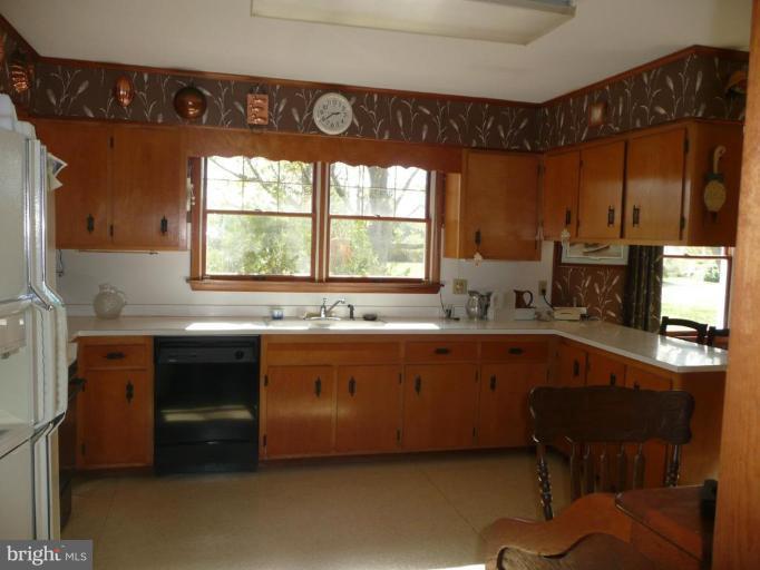 716 Twin Point Cove Road Cambridge, MD 21613 - Photo 10 of 23 Kitchen #2