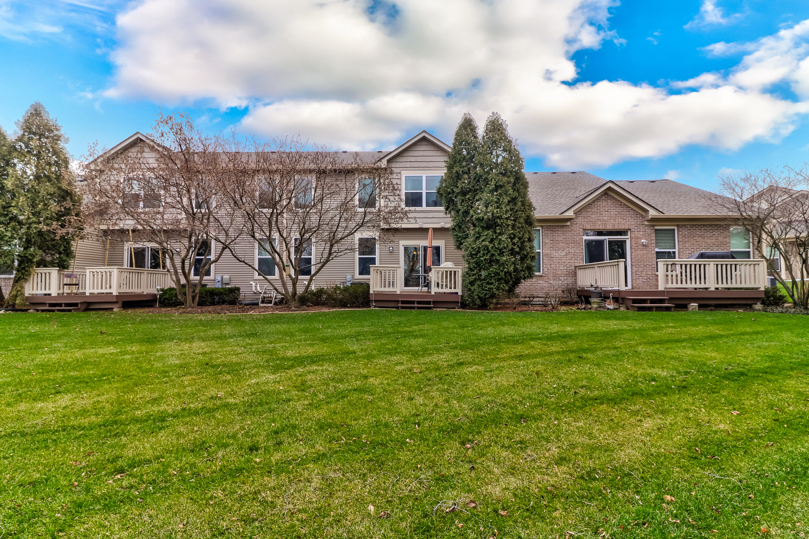 987 Oak Ridge Boulevard Elgin, IL 60120 - Photo 26 of 28