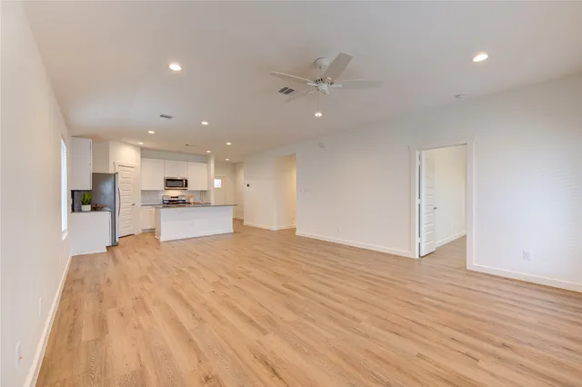 $2,400 | 29418 Emilys Rock Lane, Fulshear, TX 77494