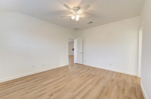 $2,400 | 29418 Emilys Rock Lane, Fulshear, TX 77494