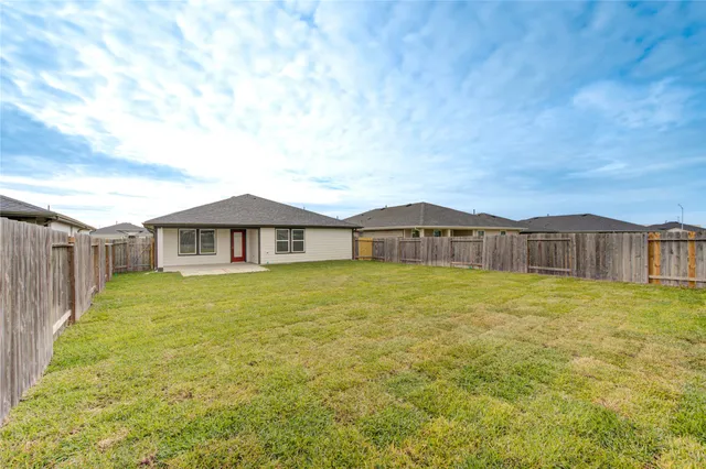 $2,400 | 29418 Emilys Rock Lane, Fulshear, TX 77494