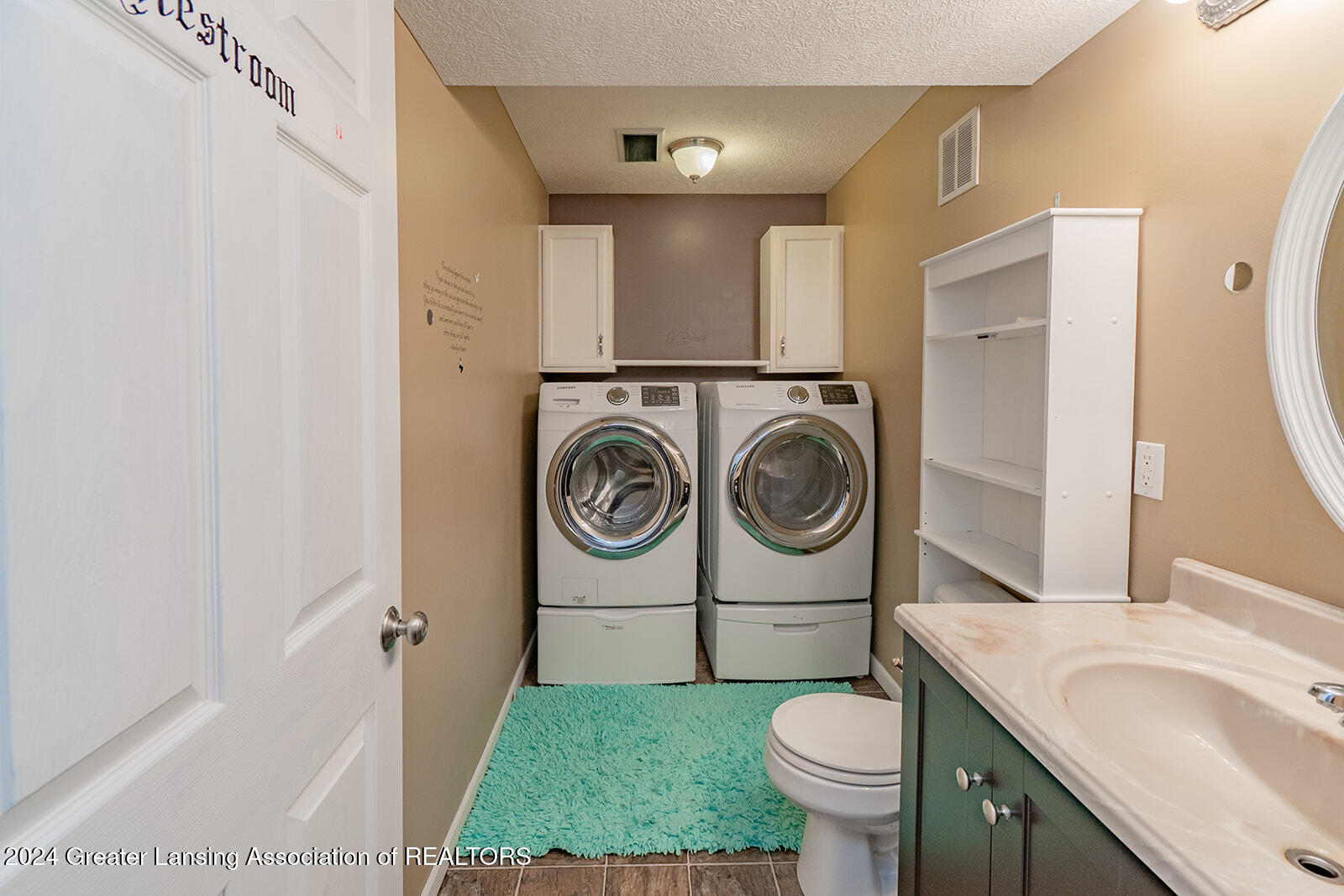 2821 West Jolly Road Lansing, MI 48911 - Photo 9 of 32 2821 W Jolly Rd -009