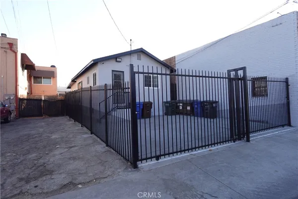 a view of a entrance to a house
