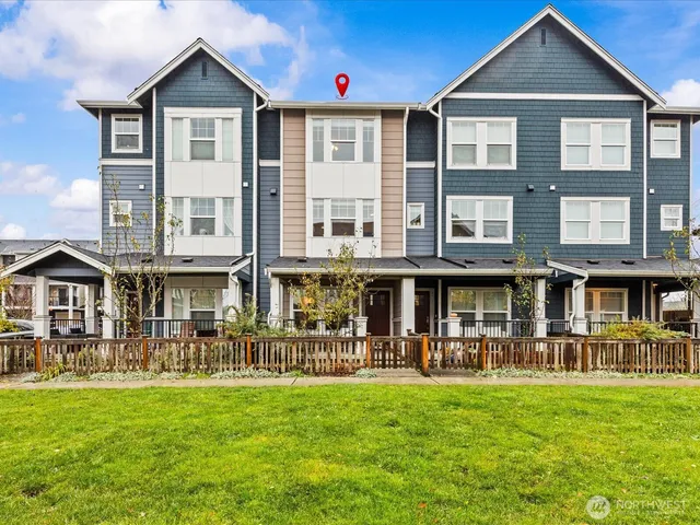 $628,000 | 3400 Southwest Graham Street, Unit 703, Seattle, WA 98126