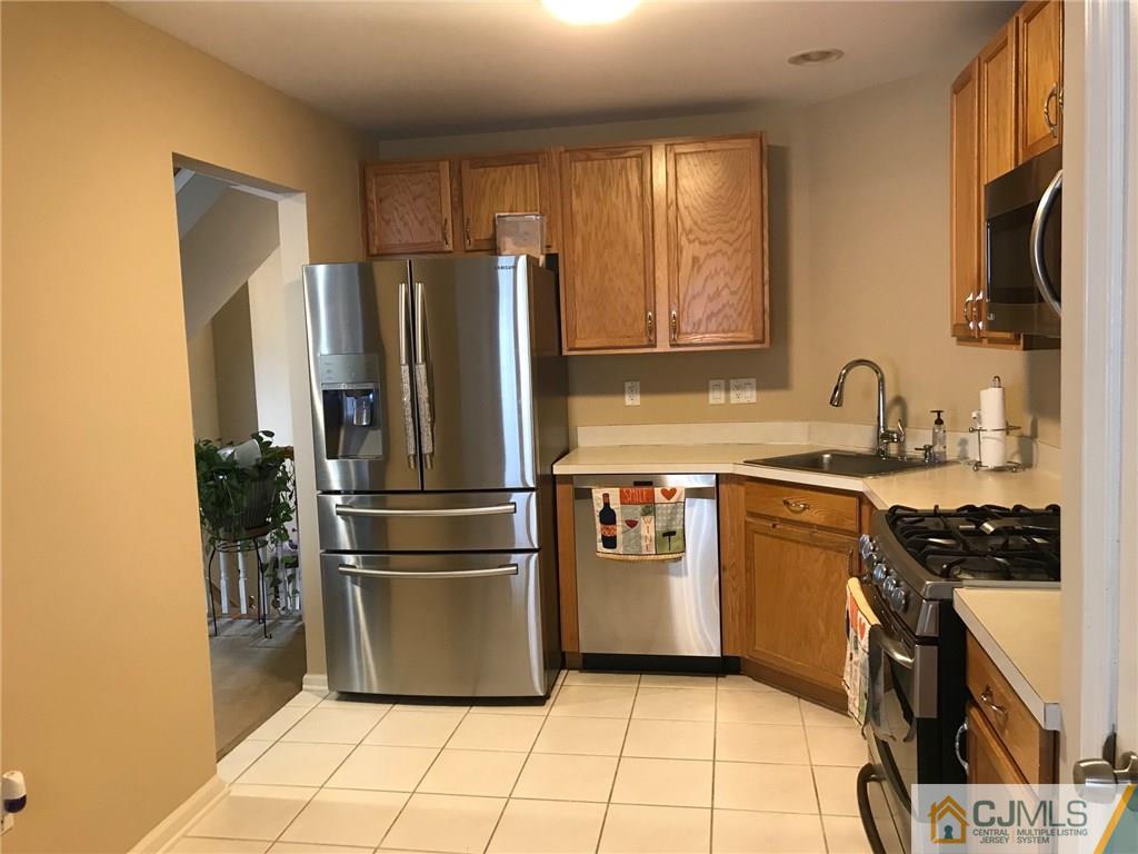4 Rondell Lane, Unit 197 Old Bridge, NJ 08879 - Photo 9 of 31 Gallery Image 9