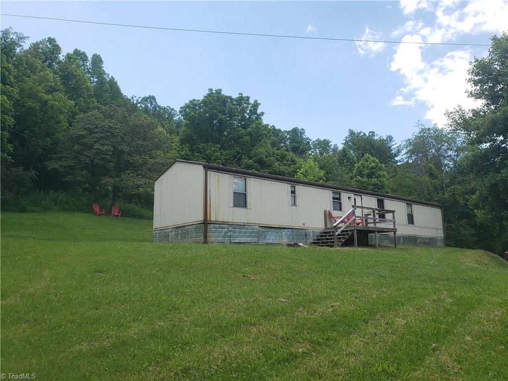 422 Eagle Hills Road Purlear, NC 28665 - Photo 29 of 29 Gallery Image 29