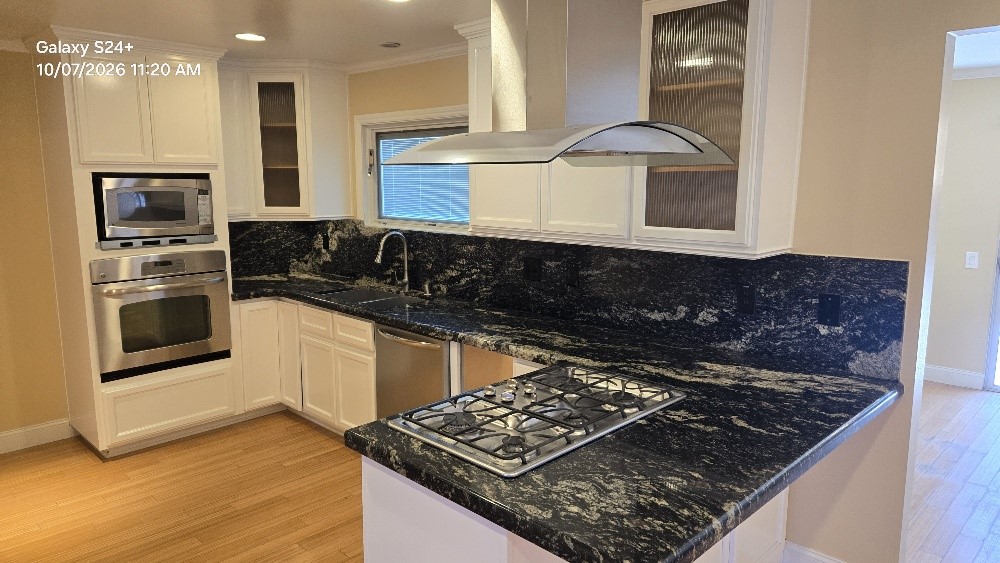 410 East Rancho Road Corona, CA 92879 - Photo 4 of 20 Gallery Image 4