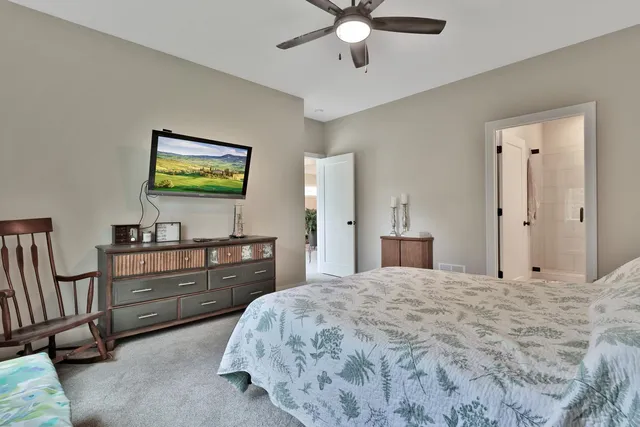 $425,000 | 31740 Madison Road, Lindstrom, MN 55045