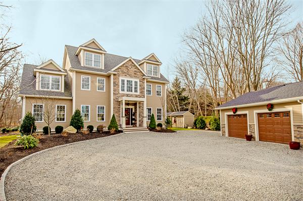 618 Jerusalem Road Cohasset, MA 02025 - Photo 1 of 29 Gallery Image 1