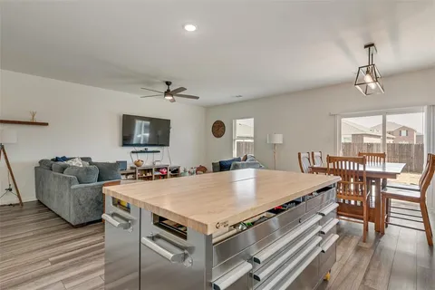$299,000 | 2544 Sanders Crk Road, Glenn Heights, TX 75154