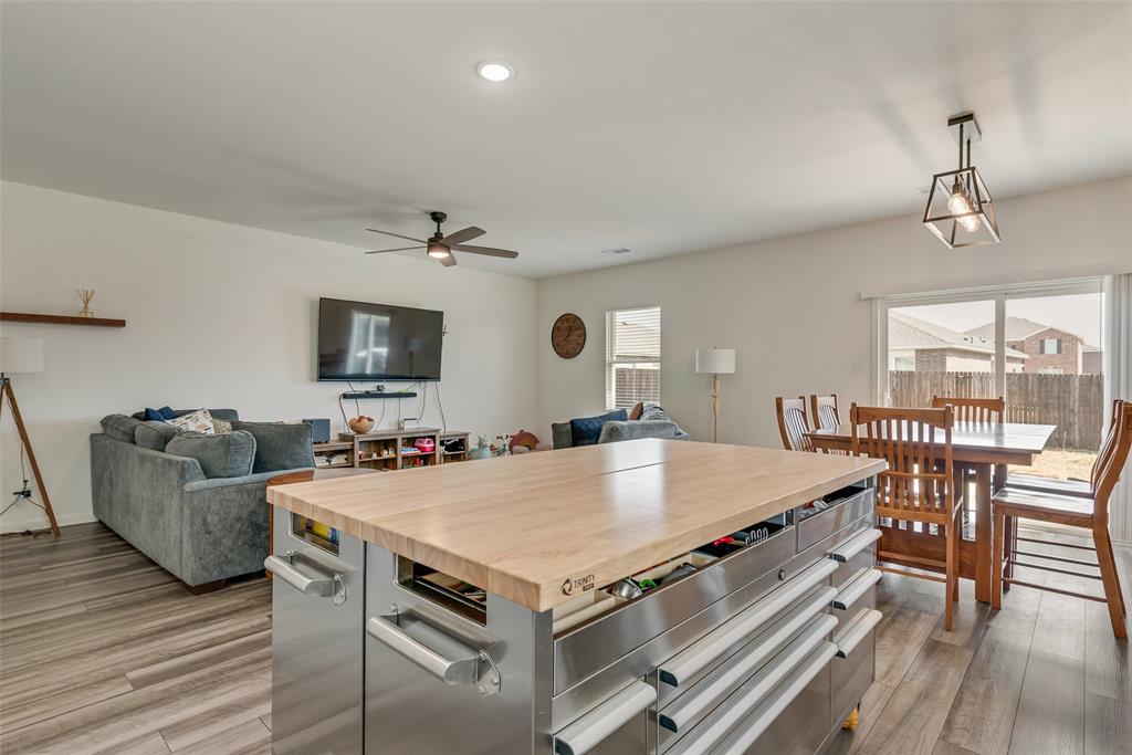 2544 Sanders Crk Road Glenn Heights, TX 75154 - Photo 9 of 20
