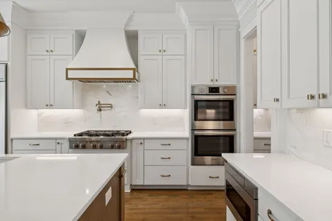 $2,400,000 | 901 Cheltenham Avenue, Franklin, TN 37064