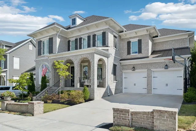 $2,400,000 | 901 Cheltenham Avenue, Franklin, TN 37064