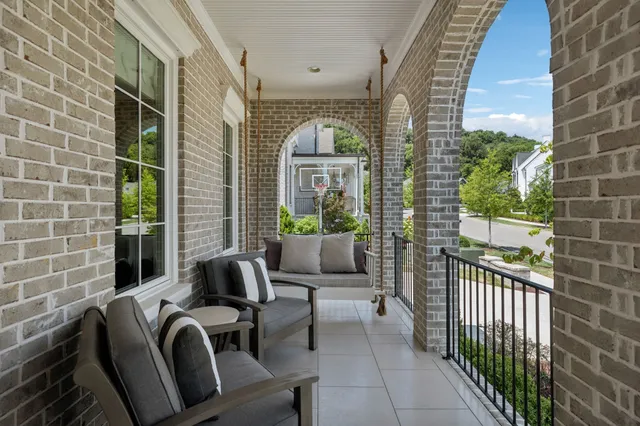 $2,400,000 | 901 Cheltenham Avenue, Franklin, TN 37064