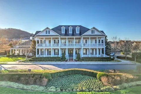 $2,400,000 | 901 Cheltenham Avenue, Franklin, TN 37064