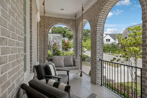 $2,400,000 | 901 Cheltenham Avenue, Franklin, TN 37064