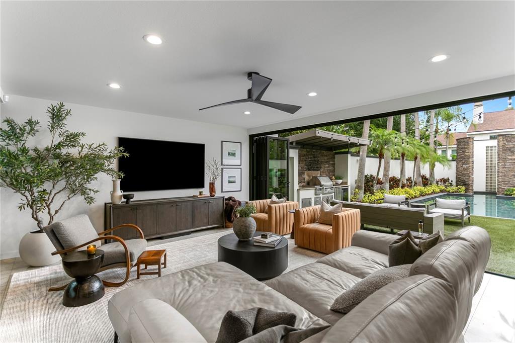 2515 West Shell Point Road Tampa, FL 33611 - Photo 15 of 46