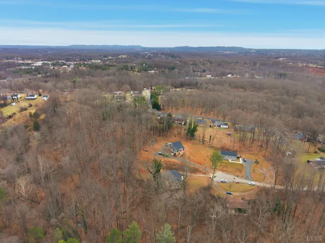 $300,000 | 143 Shannon Drive, Madison Heights, VA 24572