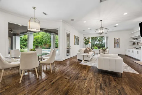 $1,999,000 | 4817 Linden Street, Bellaire, TX 77401
