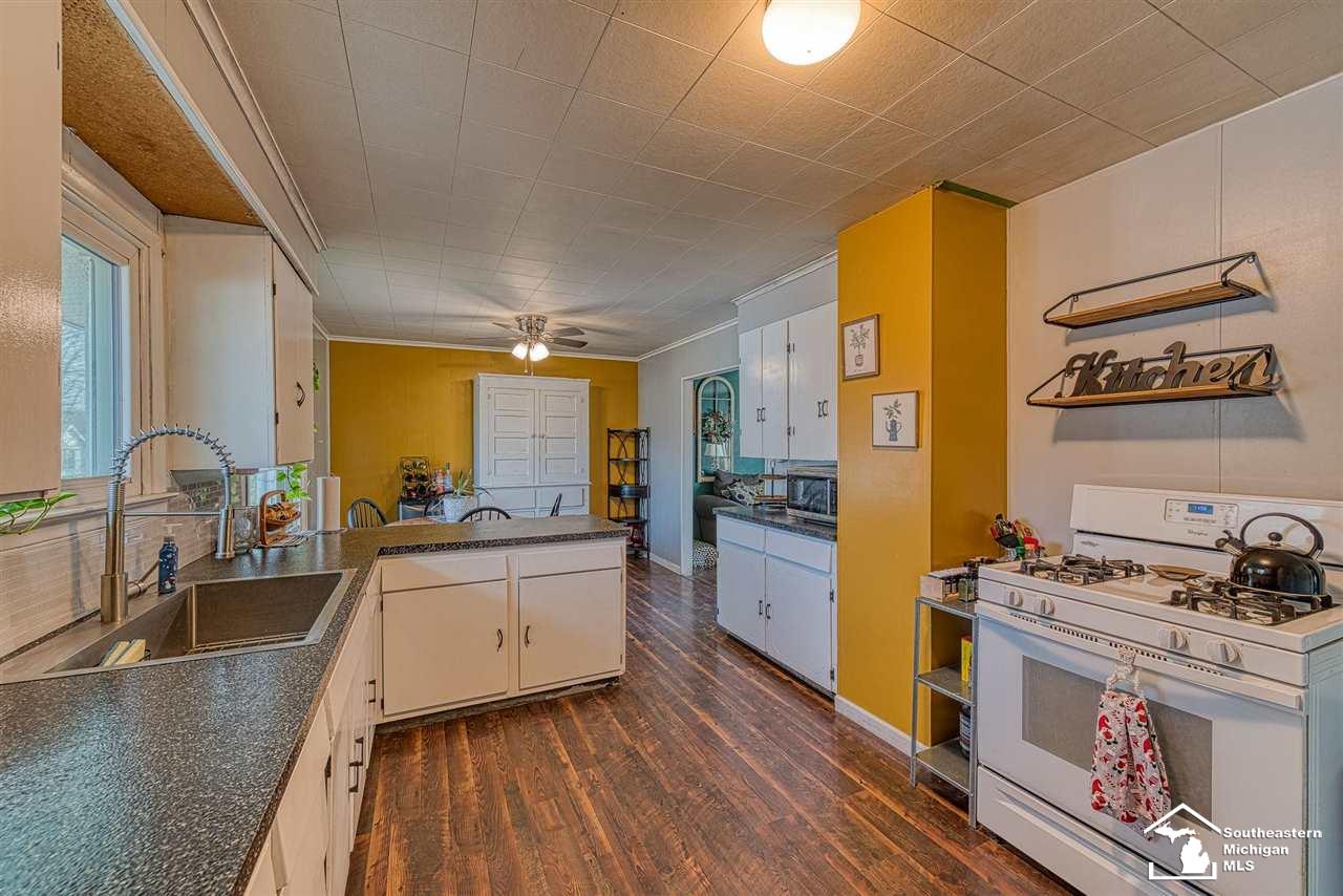 2128 Baldwin Road Monroe, MI 48162 - Photo 11 of 23