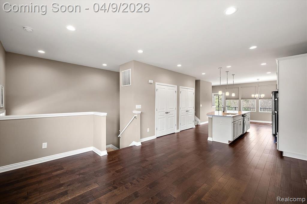 2877 Hartwick Drive Rochester, MI 48307 - Photo 15 of 44