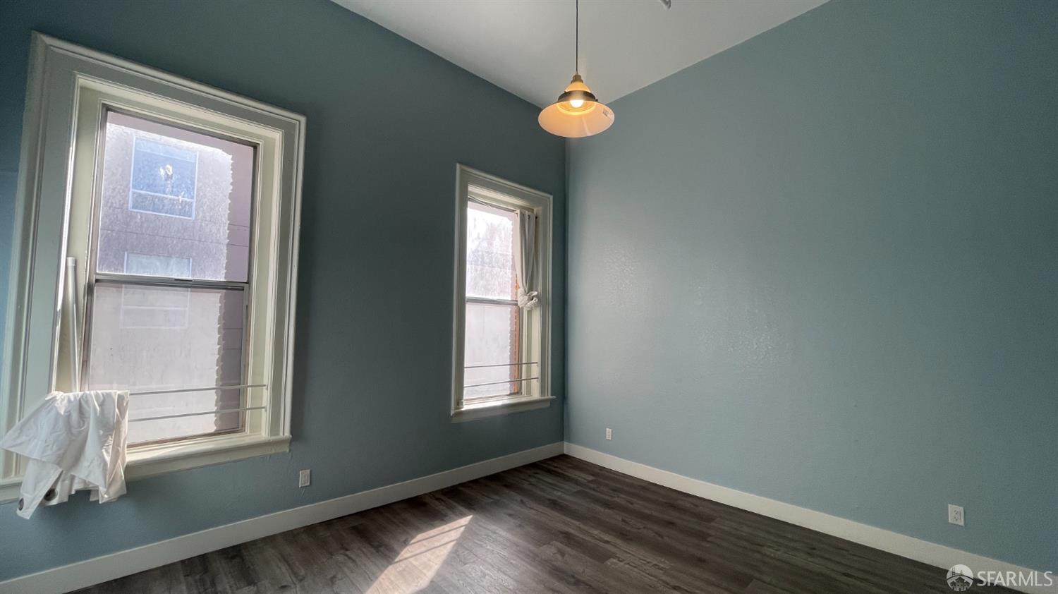 375 12th Street, Unit 4 Oakland, CA 94607 - Photo 3 of 7