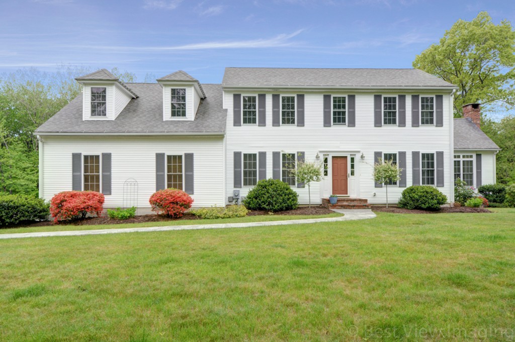 640 Scott Road Oakham, MA 01068 - Photo 2 of 30