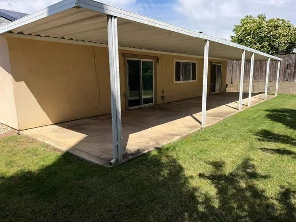 $360,000 | 4716 Oak Ford Way, Sacramento, CA 95842