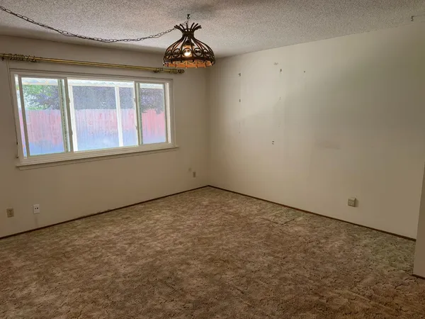 $360,000 | 4716 Oak Ford Way, Sacramento, CA 95842