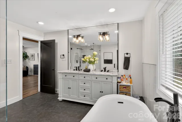 $995,000 | 316 Wade Hampton Drive, Matthews, NC 28104