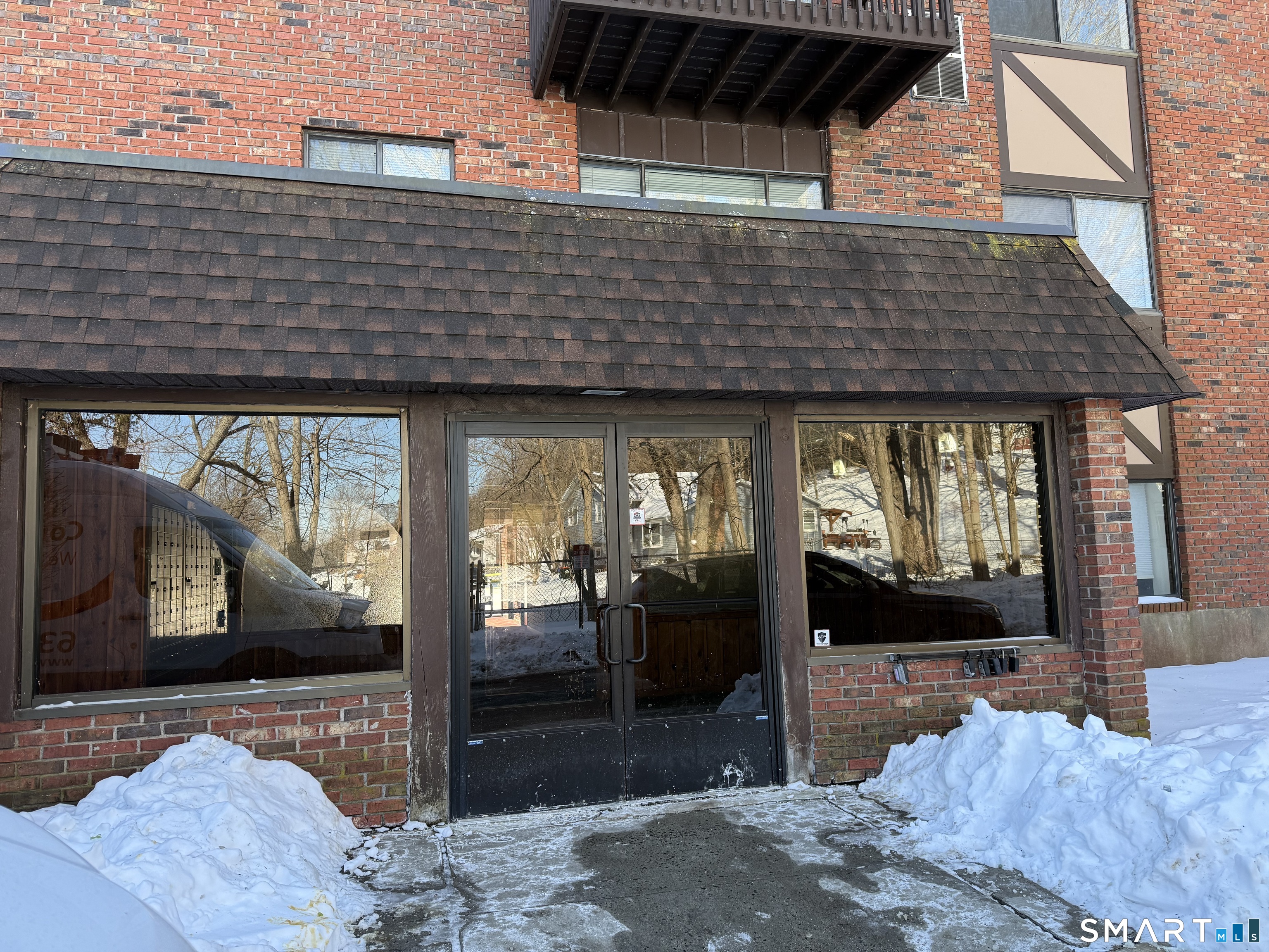 1274 East Main Street, Unit D7 Meriden, CT 06450 - Photo 4 of 21