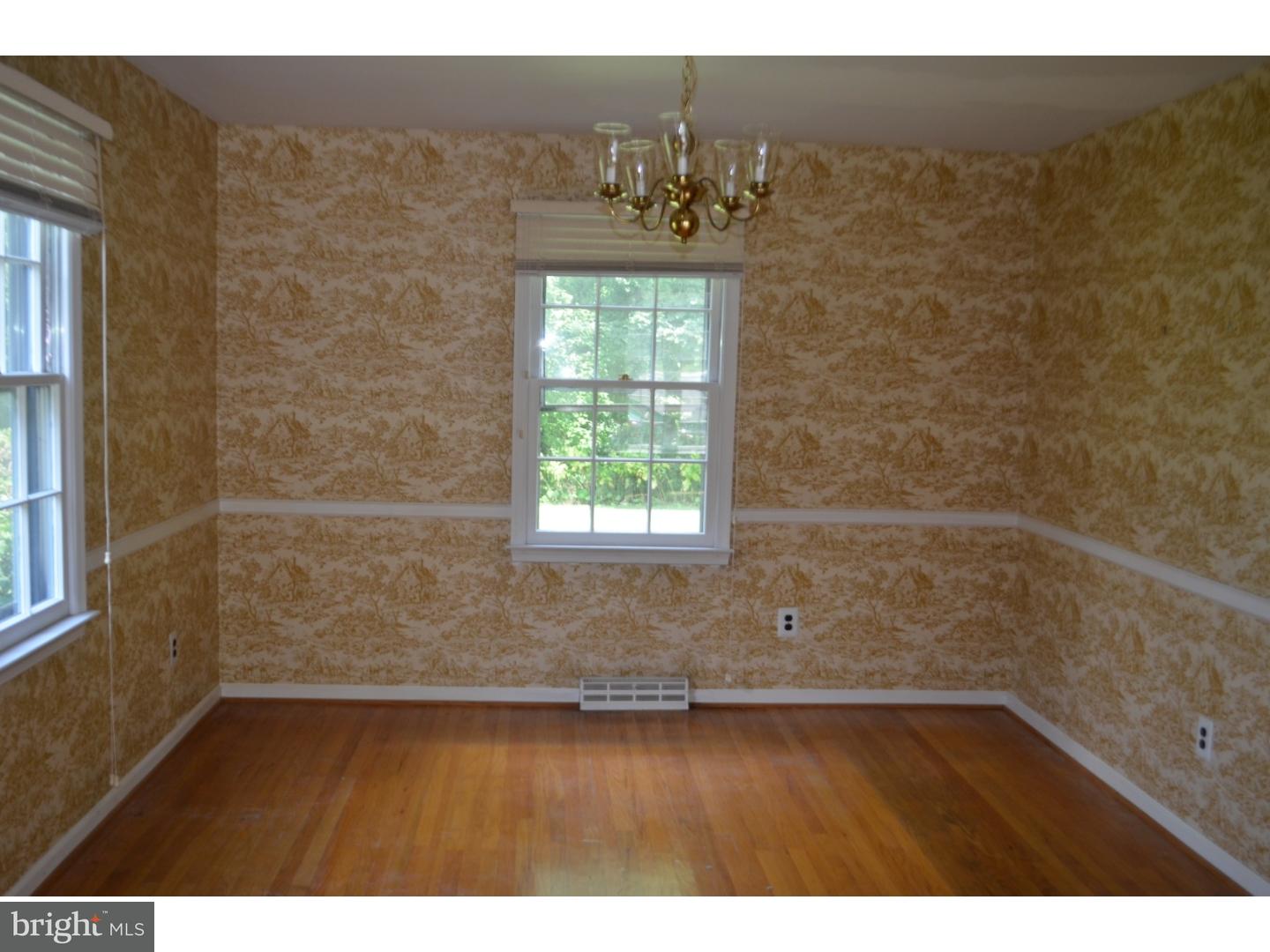 1011 Rymill Run Cherry Hill, NJ 08003 - Photo 5 of 23 Gallery Image 5