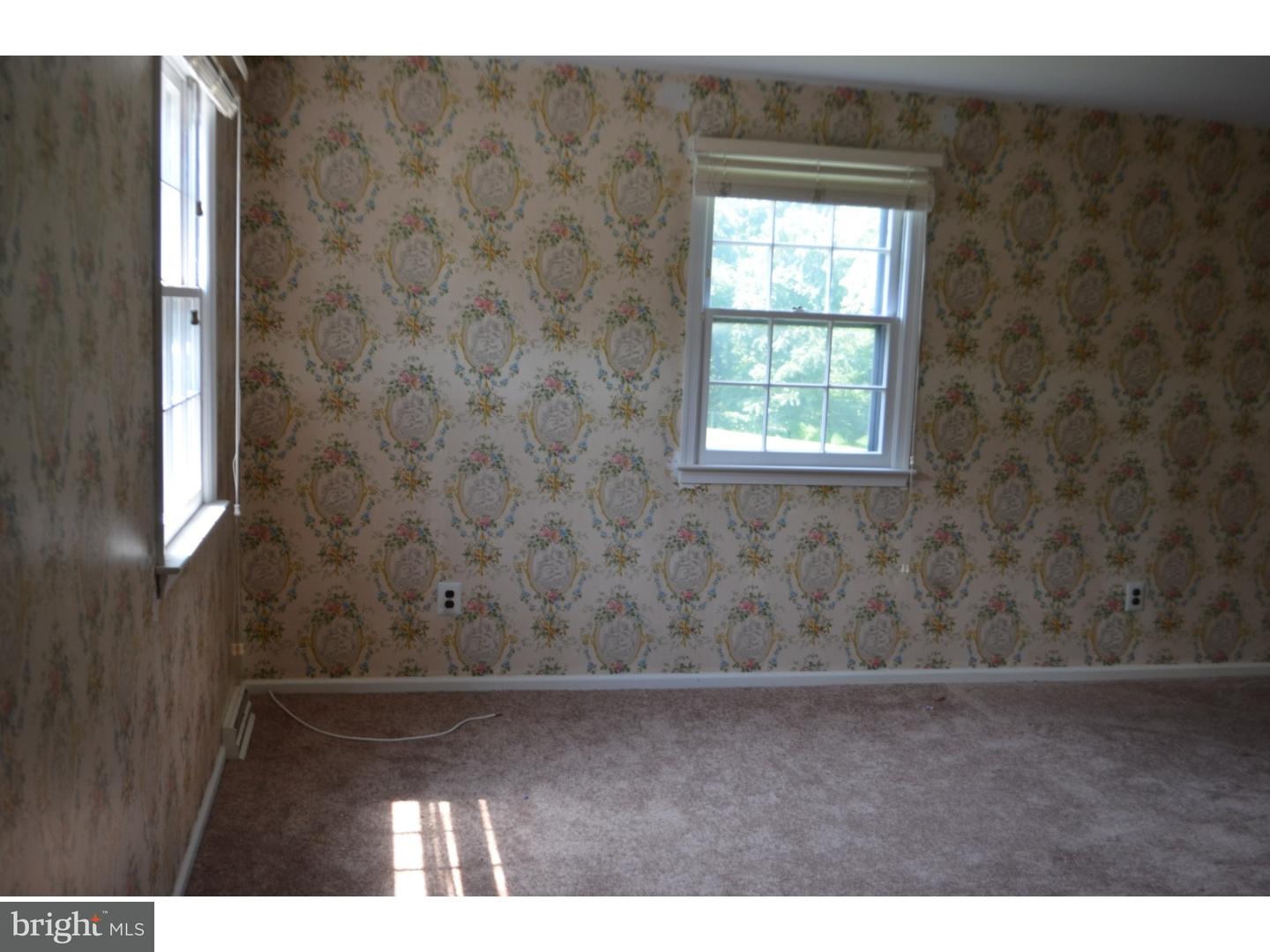 1011 Rymill Run Cherry Hill, NJ 08003 - Photo 6 of 23 Gallery Image 6