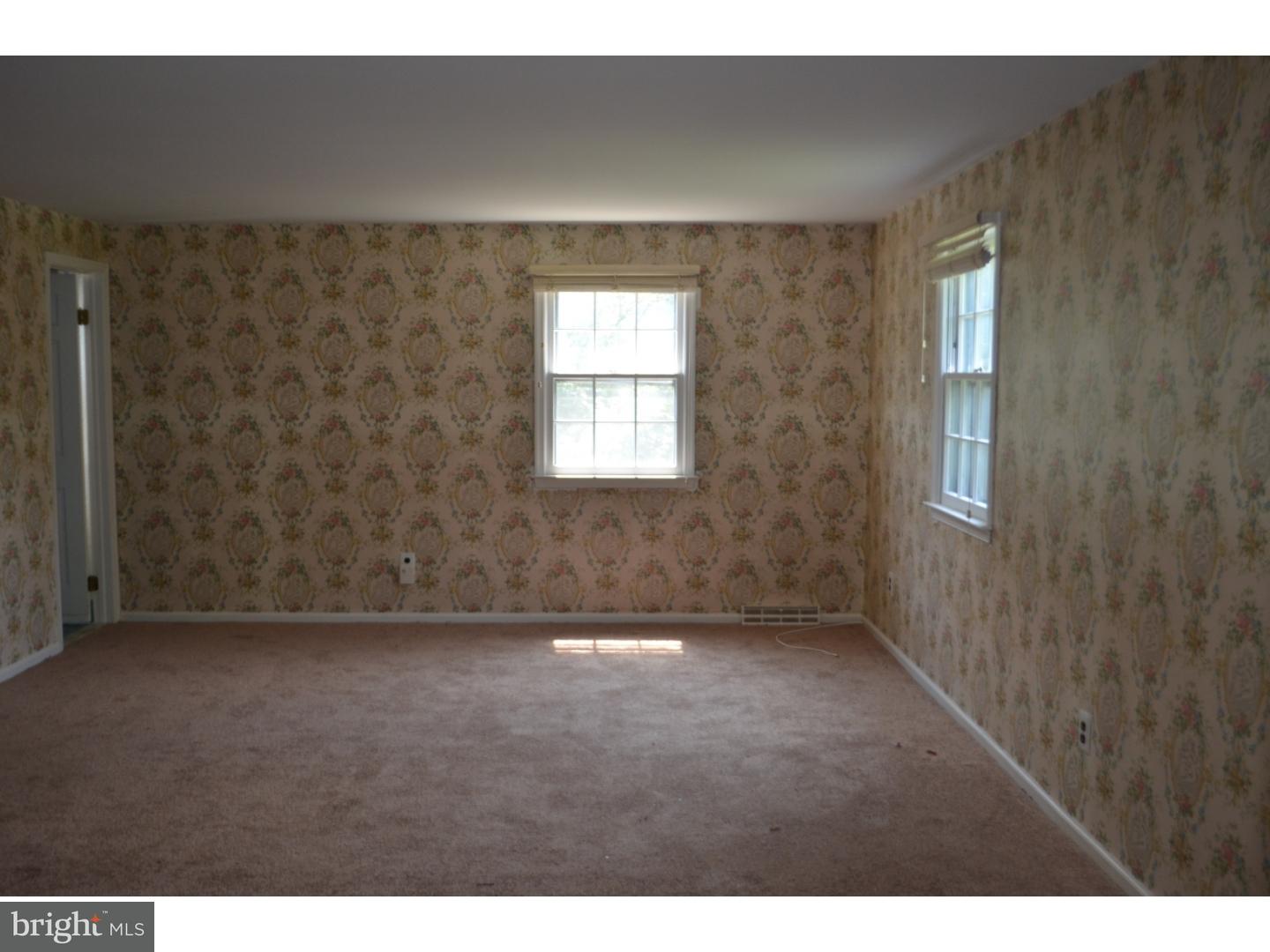 1011 Rymill Run Cherry Hill, NJ 08003 - Photo 8 of 23 Gallery Image 8