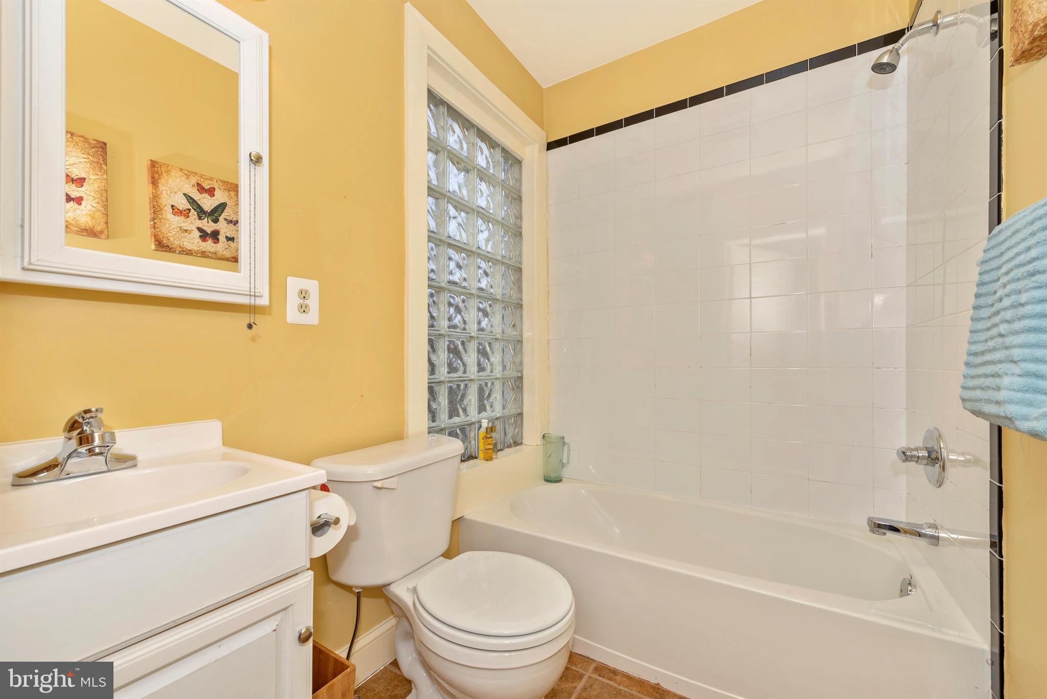 207 Center Street Frederick, MD 21701 - Photo 26 of 36 Second master bathroom.