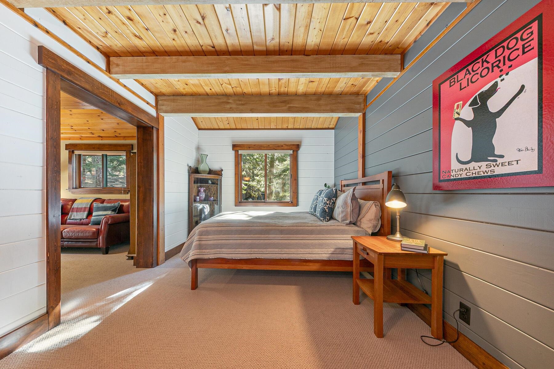 11443 Sitzmark Way Truckee, CA 96161 - Photo 15 of 28 Gallery Image 15