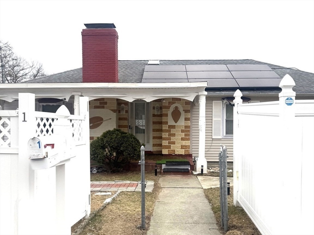 1 Rockland Rd Court Auburn, MA 01501 - Photo 2 of 13