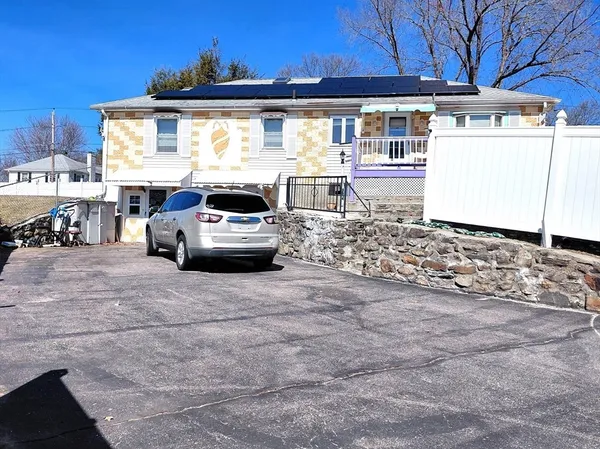 $449,000 | 1 Rockland Rd Court, Auburn, MA 01501