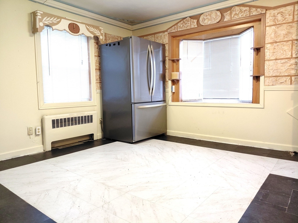 1 Rockland Rd Court Auburn, MA 01501 - Photo 6 of 13