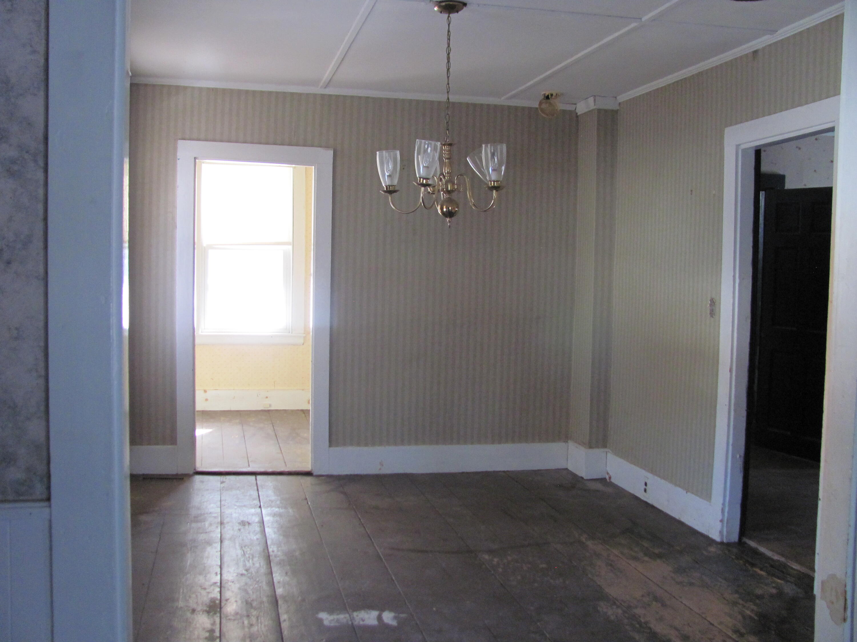 1 Hall Street Kennebunk, ME 04043 - Photo 9 of 19 Burr Estate 208