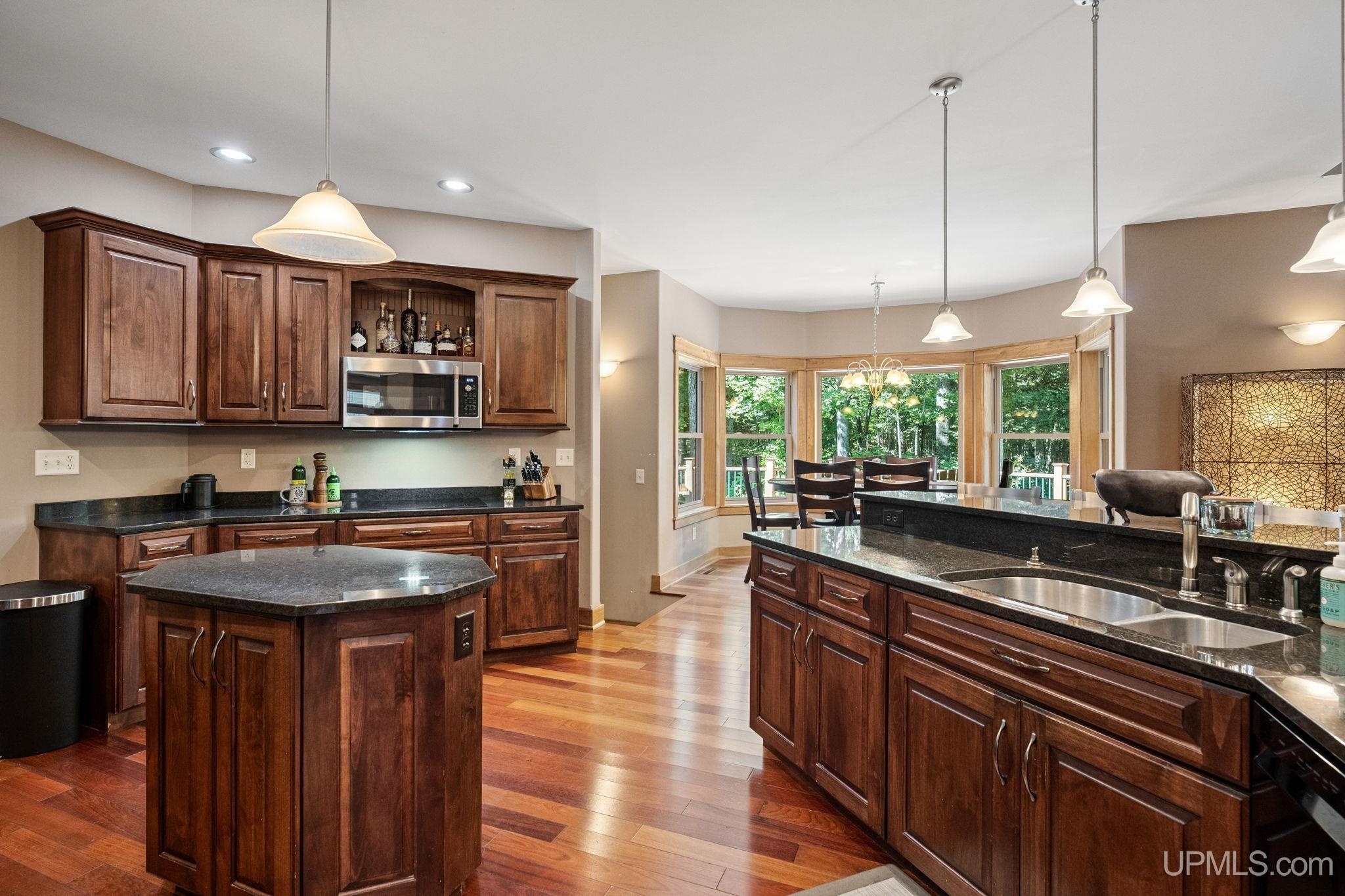 220 Chapel Ridge Road Marquette, MI 49855 - Photo 10 of 44 Gallery Image 10