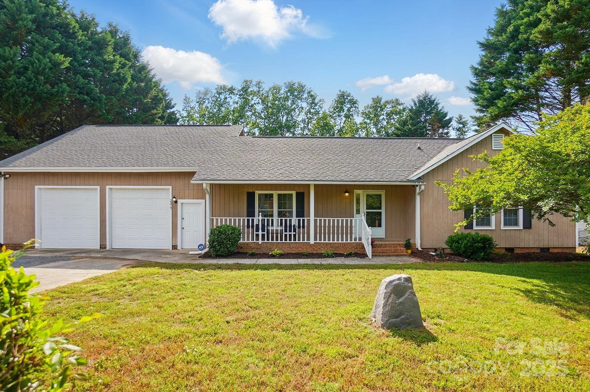 2379 Whitley Road Fort Mill, SC 29708 - Photo 2 of 43