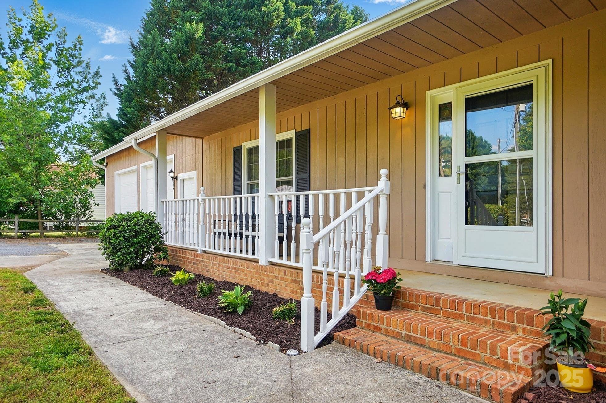 2379 Whitley Road Fort Mill, SC 29708 - Photo 4 of 43