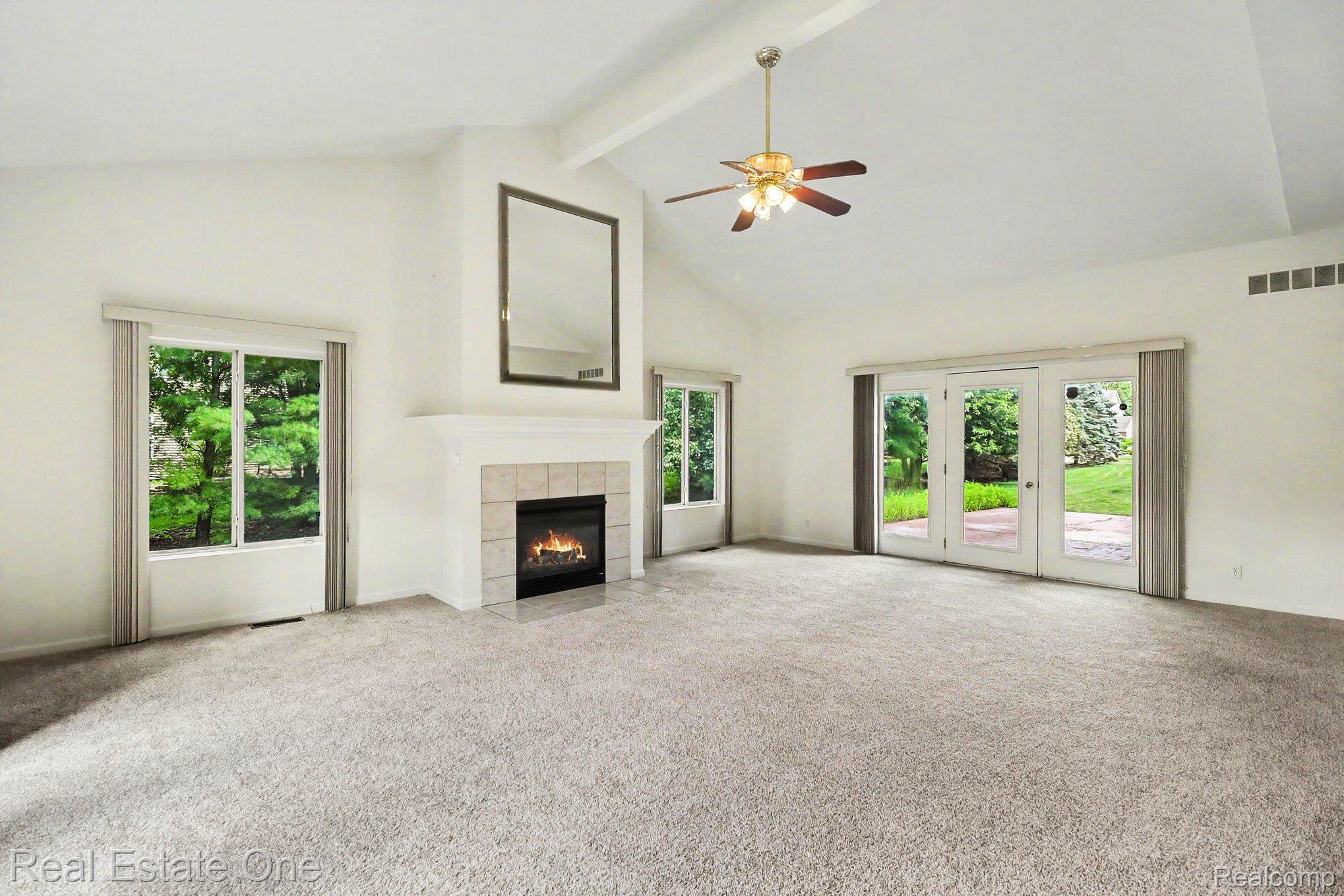 2106 Cattail Circle Rochester, MI 48309 - Photo 7 of 33 007_file_8661.jpg